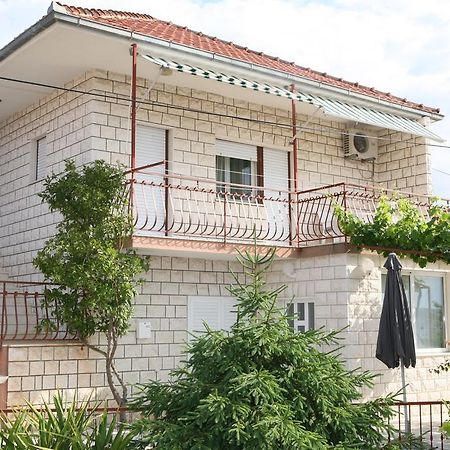 Apartment Nives Trogir Ngoại thất bức ảnh