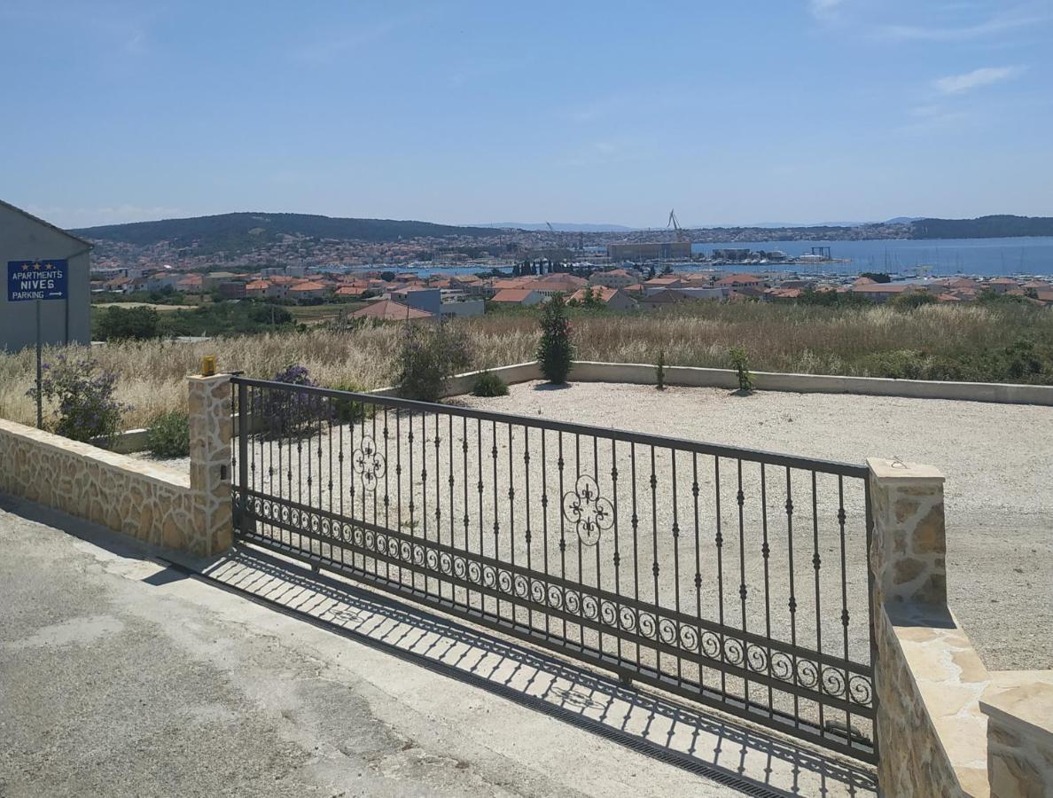 Apartment Nives Trogir Ngoại thất bức ảnh