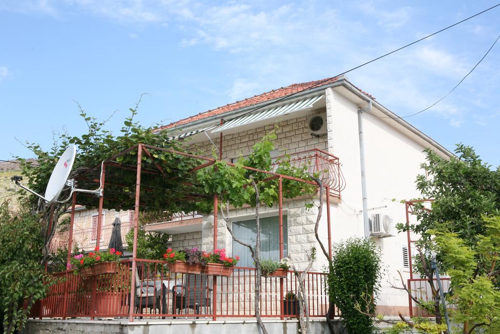 Apartment Nives Trogir Ngoại thất bức ảnh