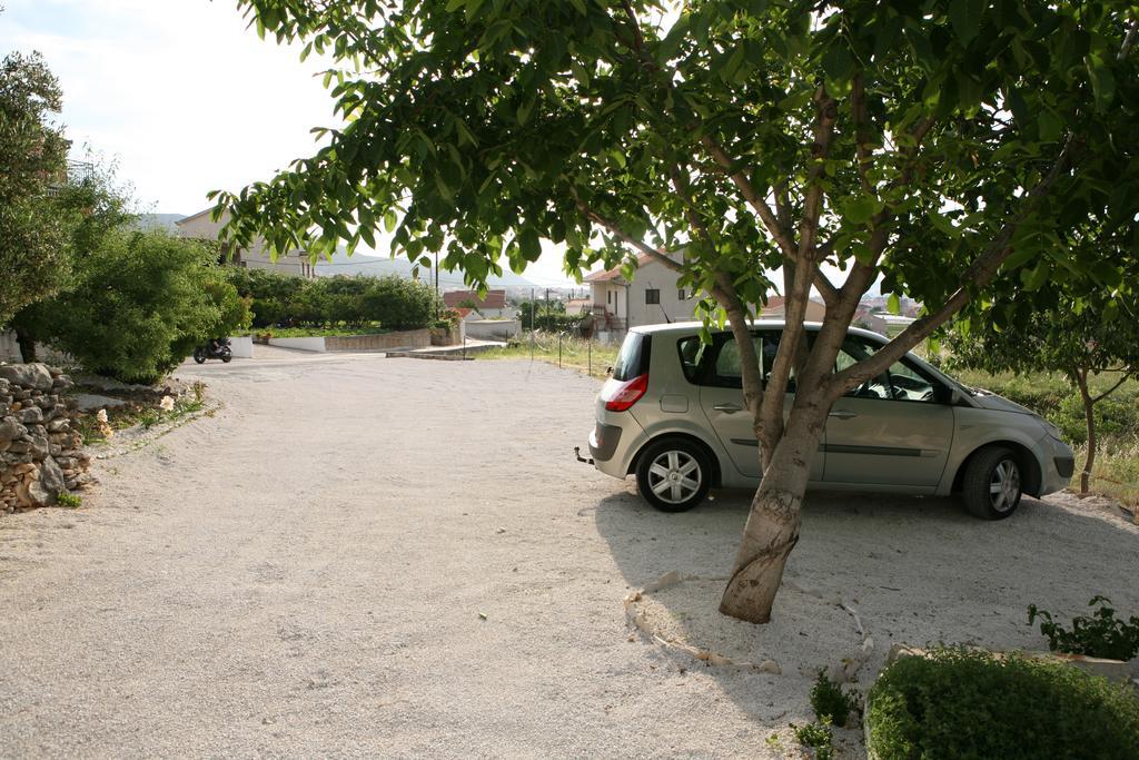 Apartment Nives Trogir Ngoại thất bức ảnh