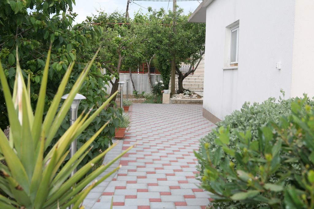 Apartment Nives Trogir Ngoại thất bức ảnh