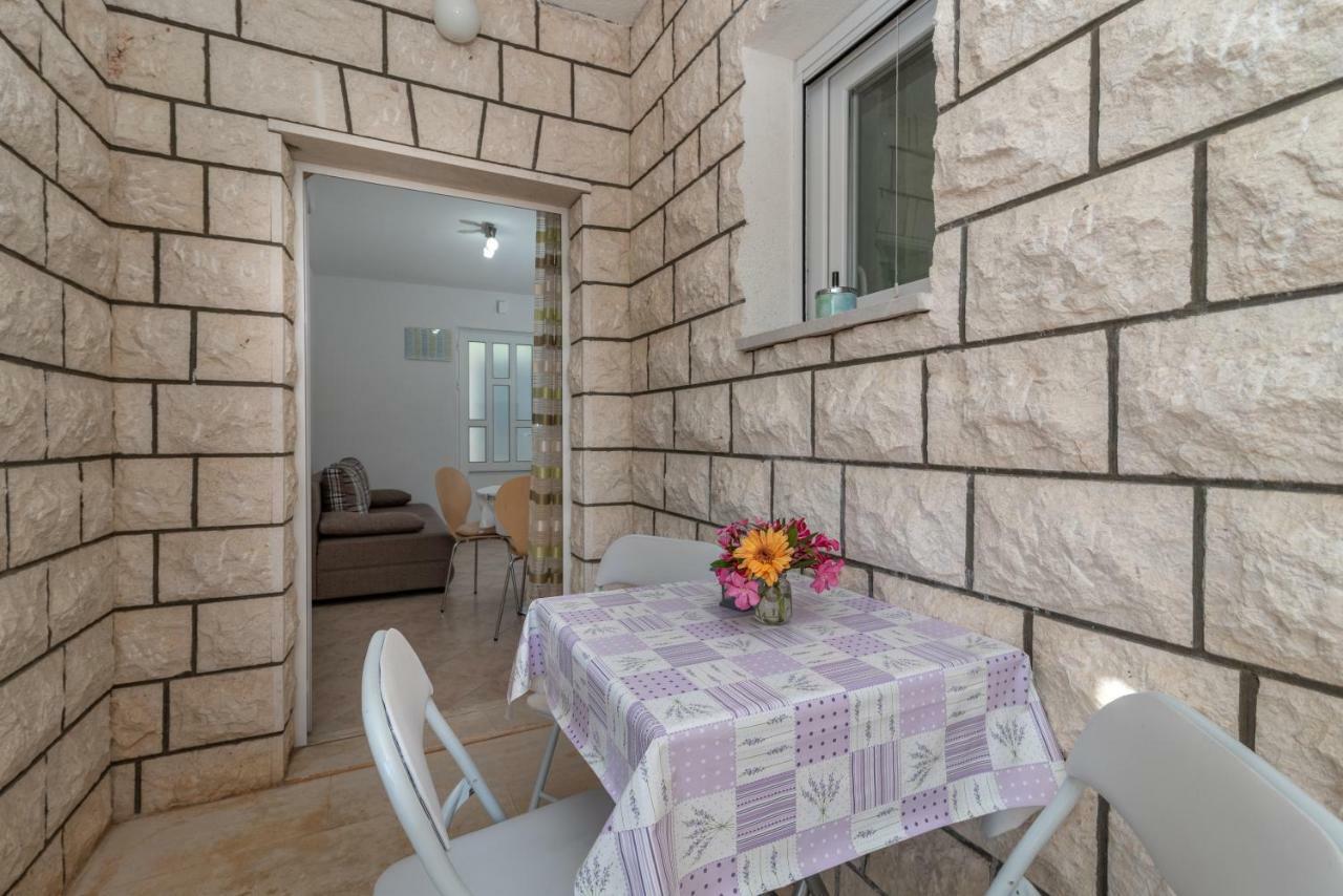 Apartment Nives Trogir Ngoại thất bức ảnh