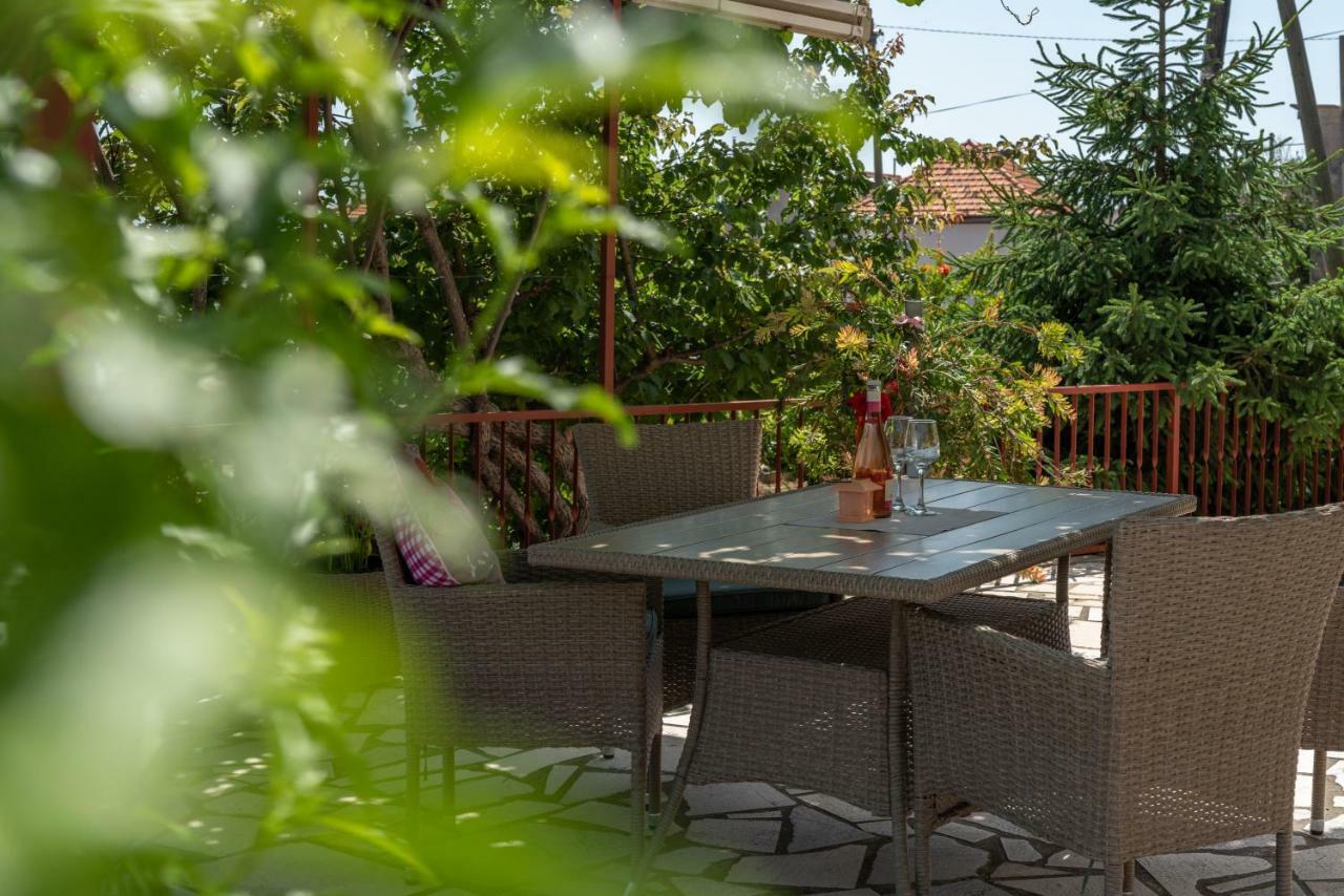 Apartment Nives Trogir Ngoại thất bức ảnh